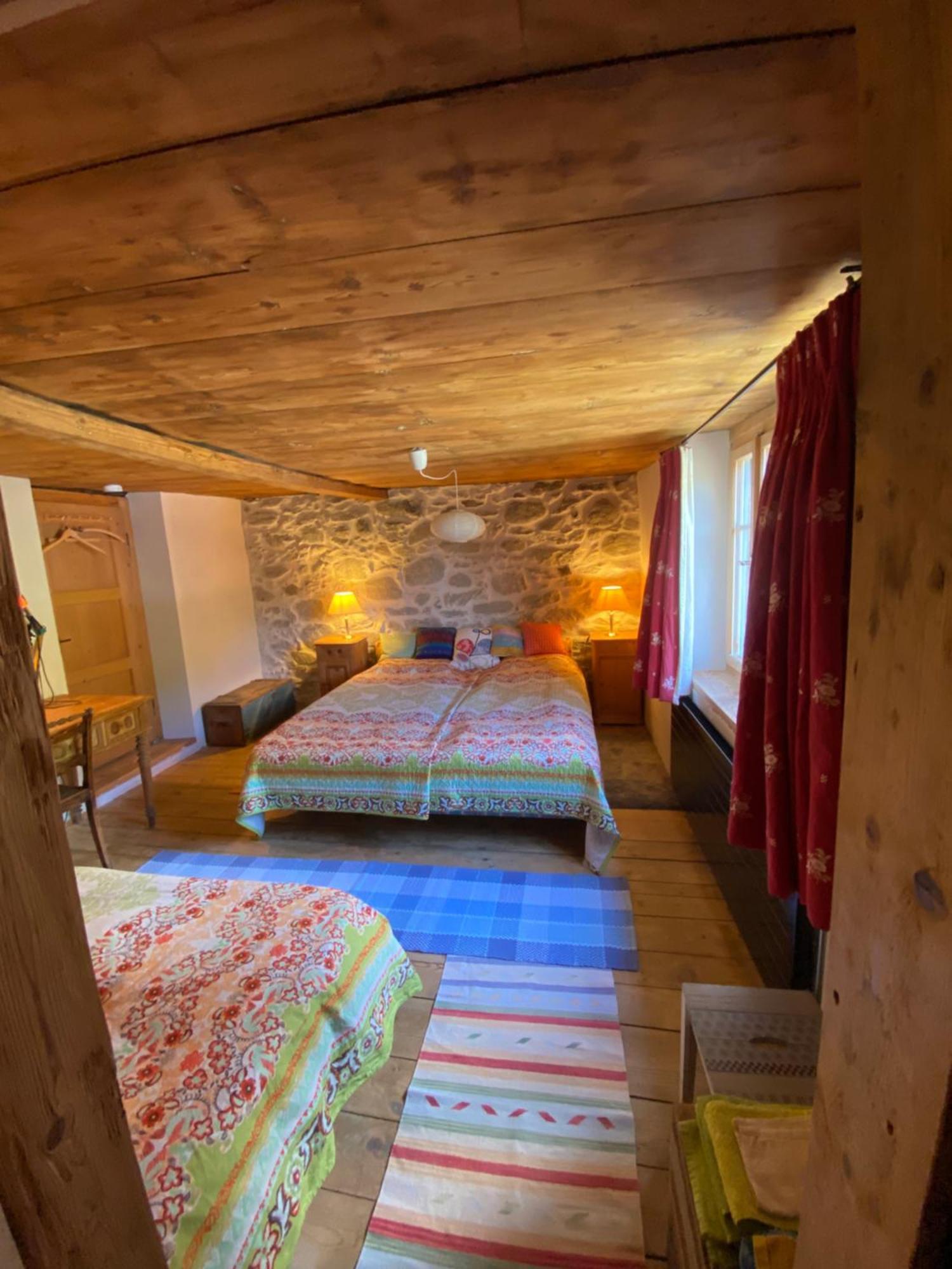 Casa Vegana Bed & Breakfast Trun Bagian luar foto