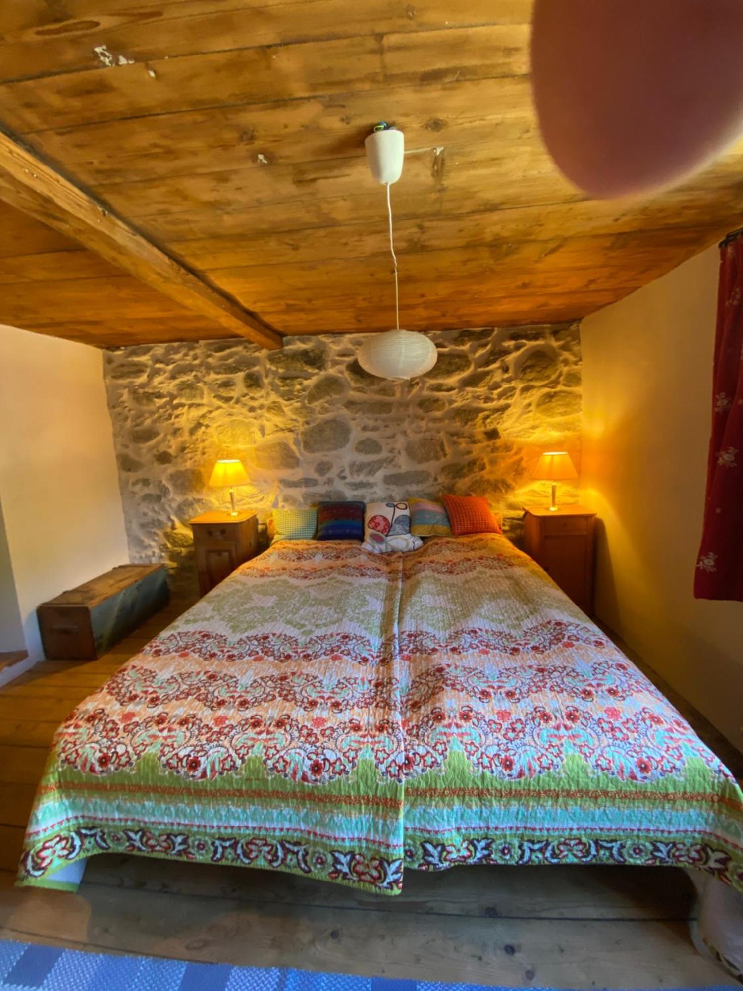 Casa Vegana Bed & Breakfast Trun Bagian luar foto